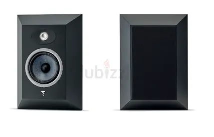Pair of compact bookshelf speakers - black, used