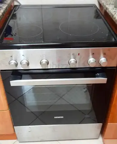 Siemens Electric Ceramic Hob Oven - Good Working Condition