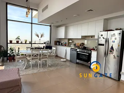 Rare Layout, High Floor, Stunning views