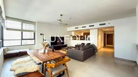 LARGEST 1 BED LAYOUT | VACANT | NEGOTIABLE