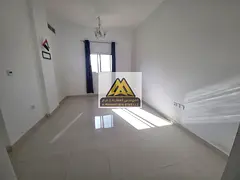 One bedroom and living room / Large area / Central air conditioning / Special price / New building /