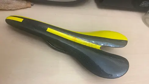 RAPTOR CARBON SADDLE