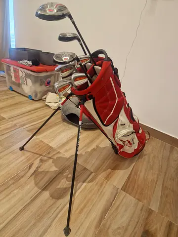 Womans golf clubs
