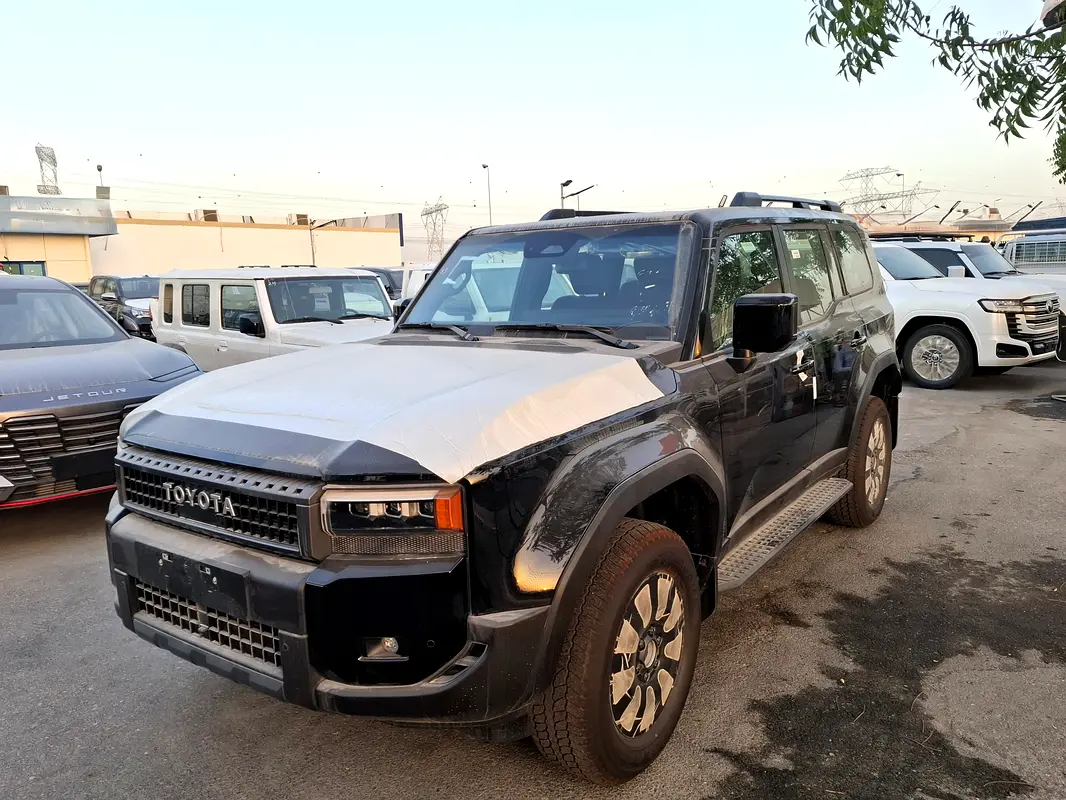 Toyota Prado 2025 — photo 1 of 17