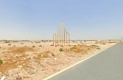 Commercial land - Ideal location - Permit G+4 - Gulf ownership only