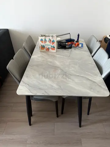 Modern Marble-Effect Dining Table with 4 Chairs