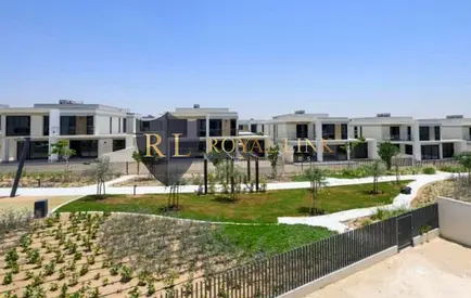 Stunning 5BR Villa | Park Backing | Upgraded Home