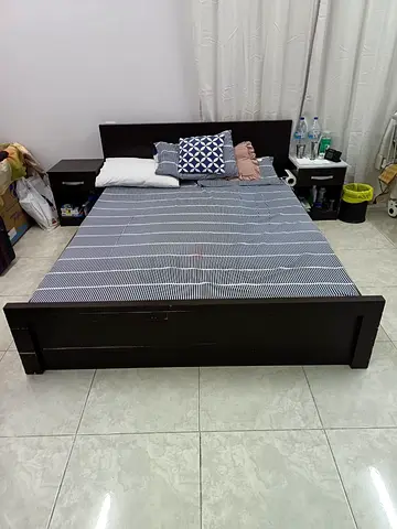 Complete Queen Bed Set with Matching Pair of Nightstands