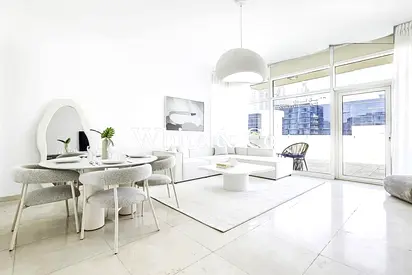 UPGRADED UNIT | FULLY FURNISHED | VACANT
