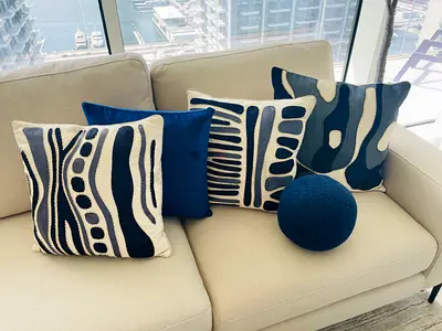 Elegant Set of Sofa Pillows Blue Tone
