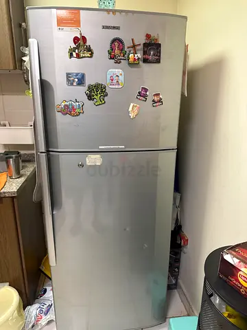 HITACHI DOUBLE DOOR REFRIGERATOR