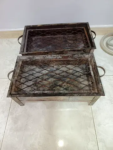 Set of 2 Heavy-Duty Portable Charcoal BBQ Grills – Iron Grates  Side Handles (Quick Sell)