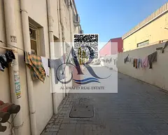 🏭✨ Warehouse for rent in Umm Al Quwain. A suitable location and equipment for all agencies. ✨
