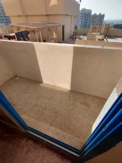 official bachelors gym spacious 1 bedroom apartment great price