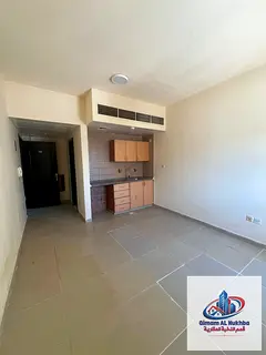 Studio apartment for annual rent - Al Naba'a area - Central air conditioning and gas - Semi-sepa