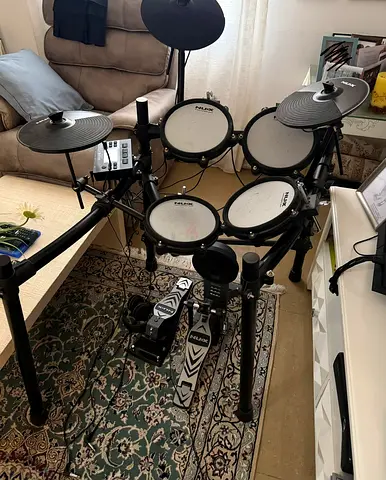 Nux electronic drums