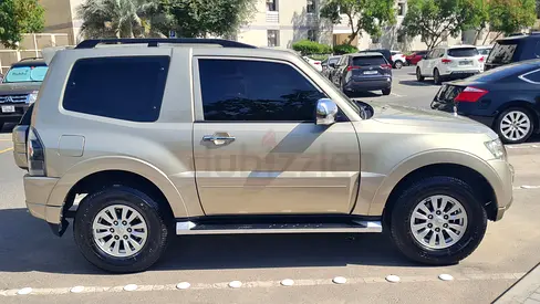 2013  PAJERO 3 DOOR SWB 3.5 Ltr GPS CAMERA GULF GCC SPEC LADY DRIVEN