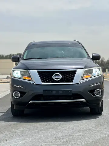 Nissan Pathfinder SV 2014 | GCC Specs with History Service نيسان باثفندر خليجي صيانة وكالة