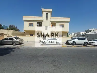 بناية سكنية استثمارية للبيع في عجمان – النعيمية 2
