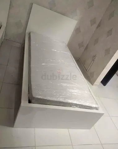 IKEA Malam single bed frame with  IKEA mattress 90×200cm is available in excellent condition, not a