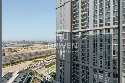 Ready to move In | Well-maintained | Pool View