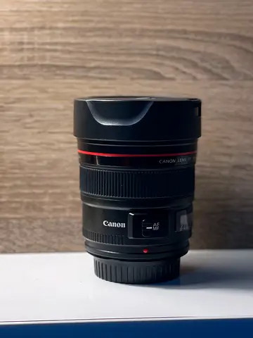 Canon EF 14mm f/2.8L II USM -  Good Condition