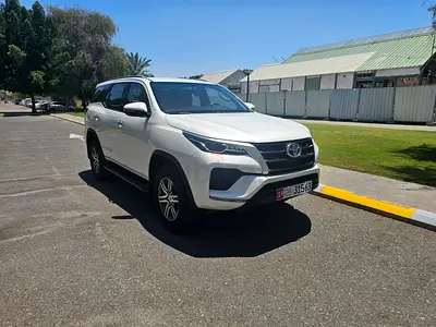2022 TOYOTA FORTUNER EXR FULL CHEAKING IN AGENCY
