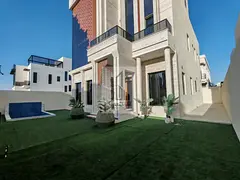 A detached villa with 6 rooms and a huge building area in Al-Aliya