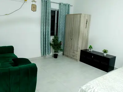 Fully Furnished Room Available In Karama With WIFI For MUSLIM Bachelor,Couples Ladies DEWA Included