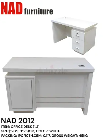 Selling brand new office table
