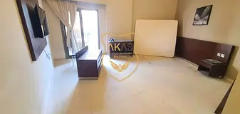 SPACIOUS TWO BEDROOM CLOSE TO METROJUST 75k