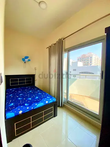Executive Window Partition Available For Rent