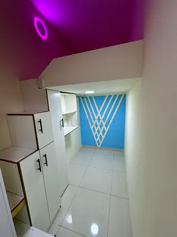Beautiful and spacious partition available for single person in Al Barsha 1 (MOE)