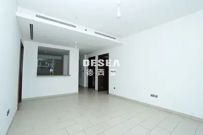 Kitchen Appliances Included | Vacant | Spacious