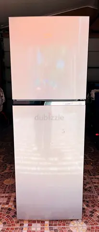 Beko Top-Freezer Refrigerator in Silver - Good Condition