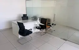 Fully Furnished> 4 Glass Partitions> Chiller Free> 2 Parkings> Bath &amp; Pantry