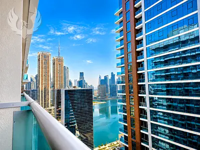 VACANT NOW - HIGH FLOOR - INVESTOR DEAL