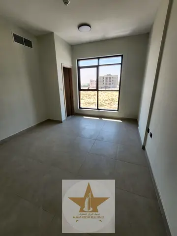 Brand-new apartment “First Tenant” with ultra deluxe finishing, spacious layout,