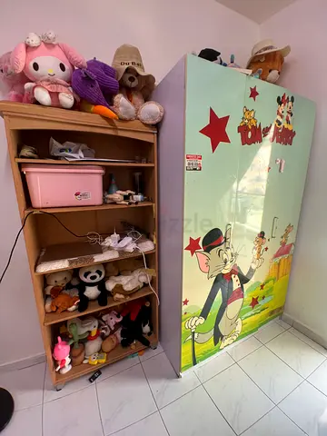 Bedroom cub board Furniture Set with Tom and Jerry Wardrobe and Storage Shelves