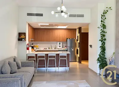 Close to Metro | Pool View | Vacant on transfer