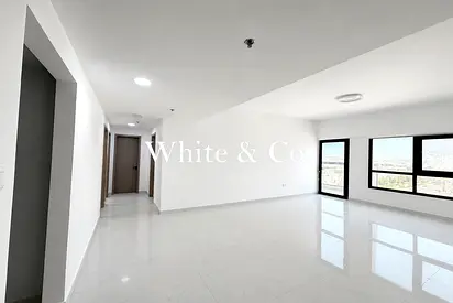 Spacious 3 Bed | Brand new | Chiller Free