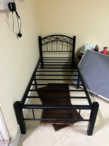 Single bed frame