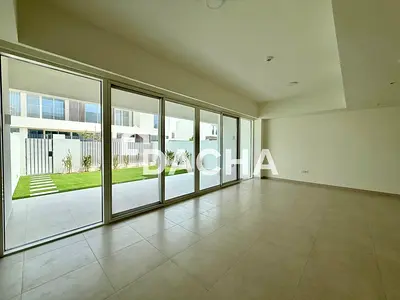 Middle Kitchen | Brand New | Prime Location