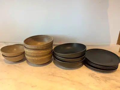 WEST ELM Set of rustic ceramic bowls and plates (12 pieces)