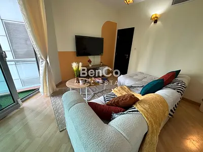 2 Bedrooms | Fully Furnished | Easy Access to SZR
