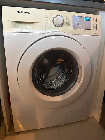 Samsung Front Load Washing Machine - Good Working Condition