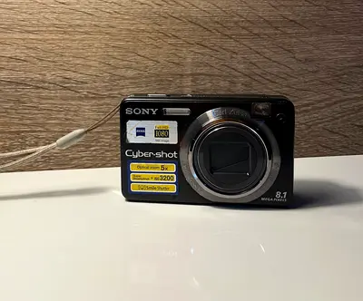 Sony Cyber-shot DSC-W150 Compact Camera with 5x Optical Zoom