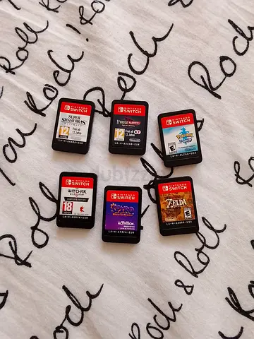 Nintendo Switch game with case and without