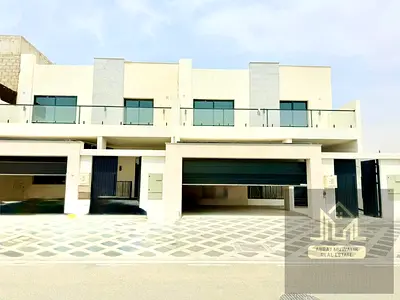 Brandnew Luxury Modern 5BR Twin Villas Levish Design Ready to Move