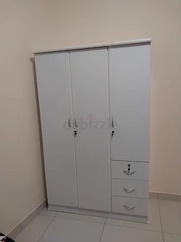 White 3-Door Wardrobe with Drawers — Good Condition